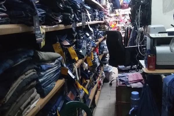 Flaş Giyim - Giyim mağazası - İstanbul Avcılar