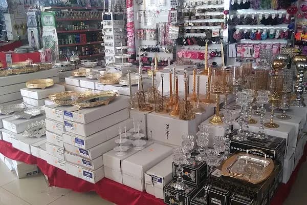 ESİNLER AVM - Ucuzluk Mağazası - Malatya Akçadağ