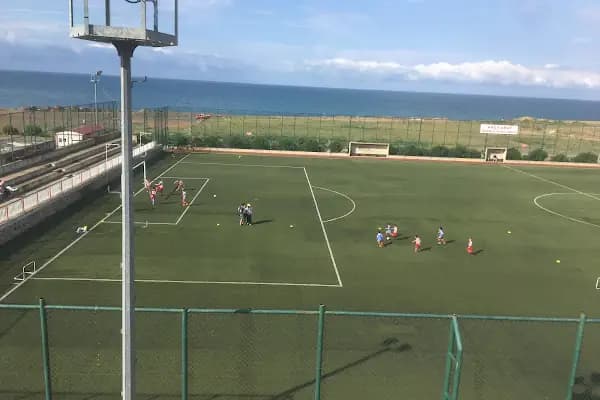 Akçaabat Belediye Futbol Sahası - Futbol Sahası - Trabzon Akçaabat