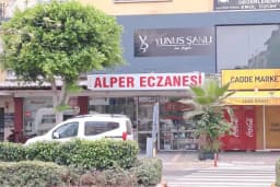 Alper Eczanesi