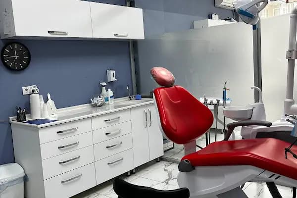 Özel İzmirdiş Ağız ve Diş Sağlığı Polikliniği Balçova Şube - İzmir Zirkonyum Porselen Diş Hekimi - Diş Kliniği - İzmir Karşıyaka
