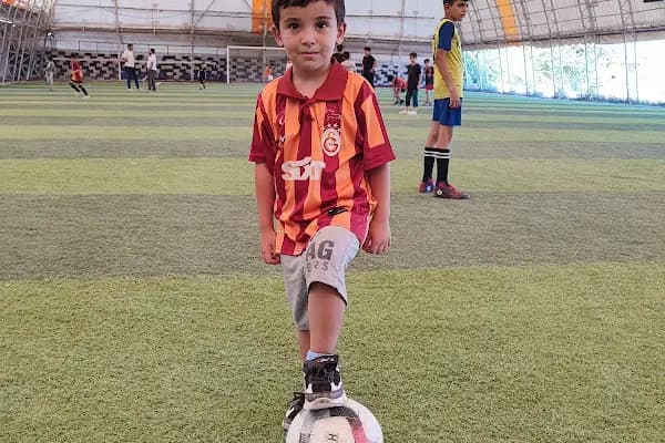 Sporyum Kapalı Halı Saha Tesisleri - Spor salonu - Şanlıurfa Ceylanpınar