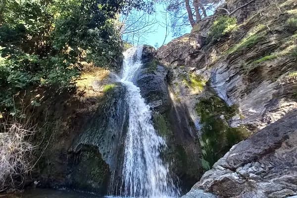 Kavacık Şelalesi - Yürüyüş Alanı - İzmir Aliağa