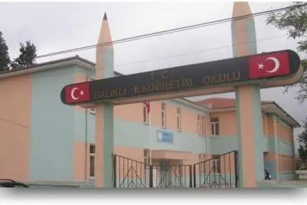 Balıklı Ortaokulu - Okul - Balıkesir Altıeylül