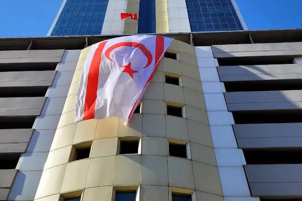 Kuzey Kıbrıs Türk Cumhuriyeti İzmir Başkonsolosluğu - Yabancı Ülke Konsolosluğu - İzmir Bayraklı