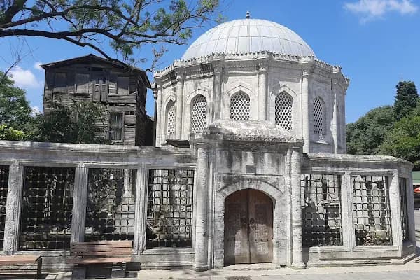 Ferhad Paşa Türbesi - Cami - İstanbul Küçükçekmece