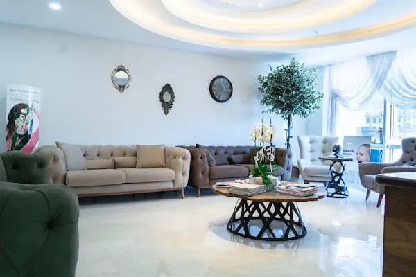 Op.Dr. Emel Yurdakul Sıkar - Estetik Cerrahi Kliniği - İstanbul Maltepe