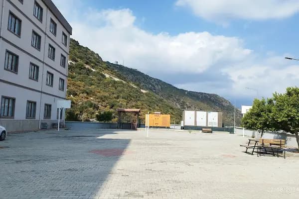 Demre Anadolu İmam Hatip Lisesi - Okul - Antalya Demre