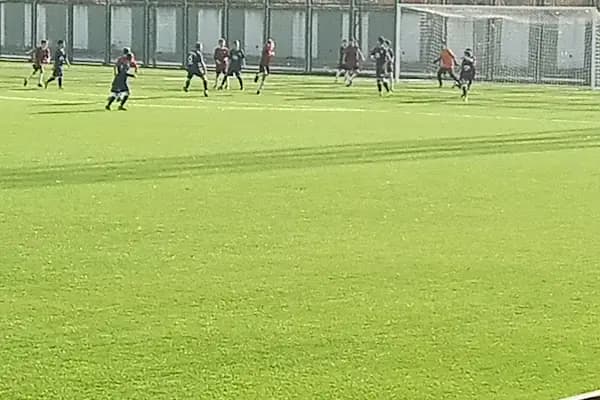 Atıcılar Futbol Sahası - Stadyum - Bursa Nilüfer