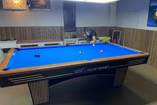 Pool &amp; More - Bilardo salonu - İstanbul Üsküdar