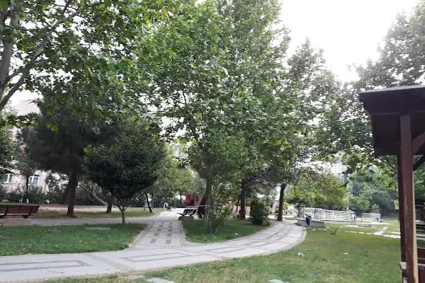 Fatih Sultan Mehmet Parkı - Park - İstanbul Bağcılar
