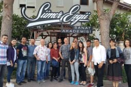 Sümer Ezgü Sanat Akademisi