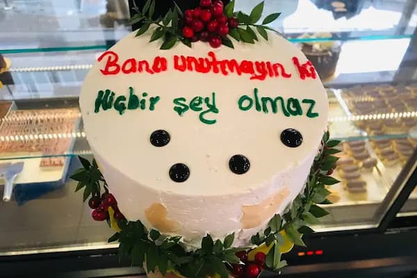 Öz Ünver Pastanesİ &amp; Cafe - Resim 19
