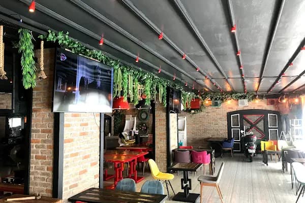 ALTUNLAR FIRIN PASTA PATİSSİER - Pastane - İstanbul Bağcılar
