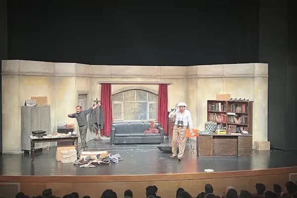Kozyatağı Kültür Merkezi Konferans Salonu - Tiyatro - İstanbul Arnavutköy