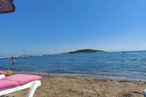 Kum Denizi Plajı - Kumsal - İzmir Bornova