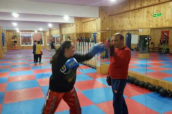 UZMANLAR SPOR KULÜBÜ - Dövüş Sanatları Kulübü - İstanbul Başakşehir