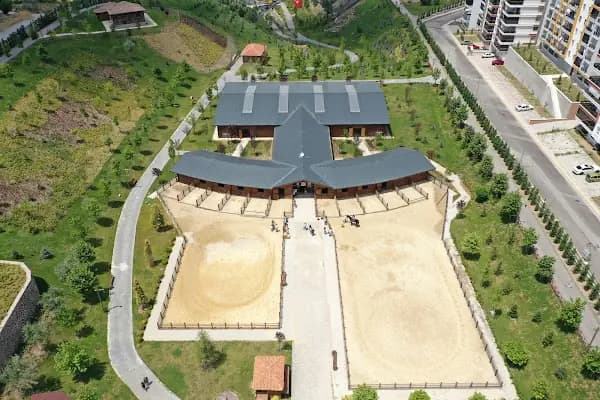 Altınköy Döngeller Konağı Binicilik Merkezi - At Binme Hizmeti - Ankara Altındağ