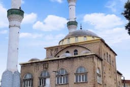 Metin Özmen Cami