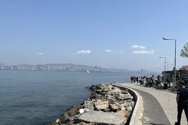 Özgürlük ve Demokrasi Park - Park - İstanbul Adalar