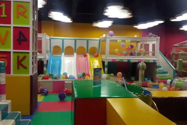 Starcity PlayKids Çocuk Eğlence Merkezi - Çocuklar İçin Eğlence Merkezi - İstanbul Üsküdar
