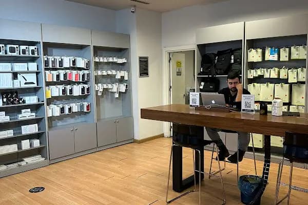 Gürgençler Mall Of İstanbul AVM, İstanbul - Apple Yetkili Servis Sağlayıcısı - Cep Telefonu Tamir Atölyesi - İstanbul Başakşehir