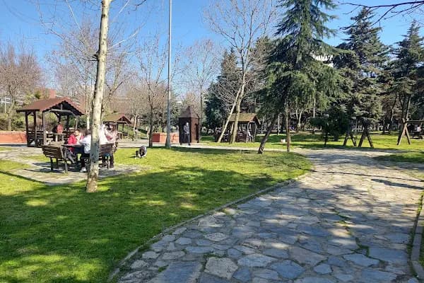 Bahçelievler Belediyesi Şehir Korusu - Milli Park - İstanbul Esenler
