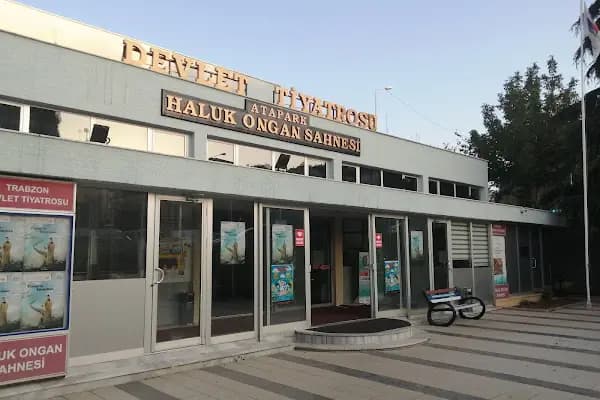Devlet Tiyatrosu Haluk Ongan Sahnesi - Eğlence - Trabzon Akçaabat