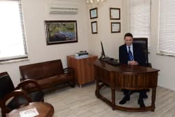 Op.Dr.Ömer Ambarcıoğlu l Burun Estetiği l Göğüs Estetiği l Liposuction l Dolgu &amp; Botoks l Saç Ekimi
