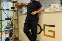 Uzm. Dr. Adil Ozan Gökuç, Sertifikalı medikal estetik