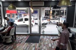 Avcılar Erkek Kuaförü Salon Black