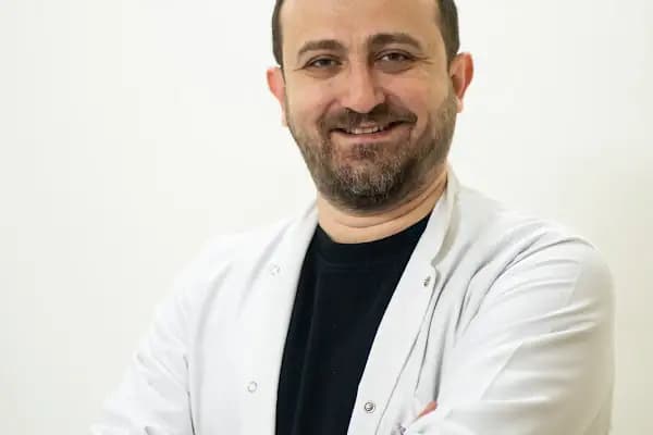 Op. Dr. Levent Taşyıkan - Ortopedi ve Travmatoloji Uzmanı - Ortopedi Cerrahı - İstanbul Zeytinburnu