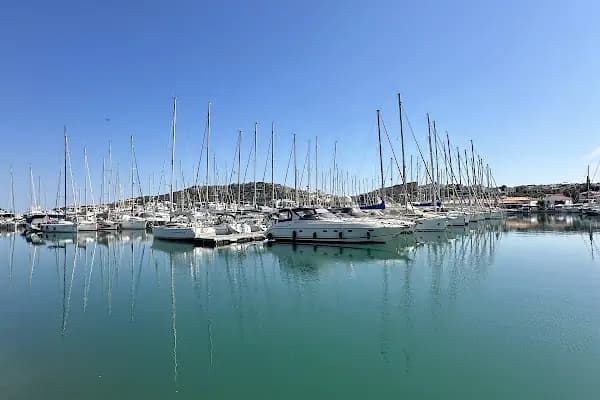 Çeşme Limanı - İlgi Çekici Yer - İzmir Bayındır