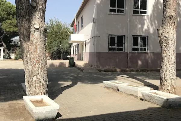 Çırpı Mustafa Adanır Ortaokulu - Okul - İzmir Bayındır