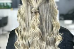 Salon Olivia Bayan Kuaförü