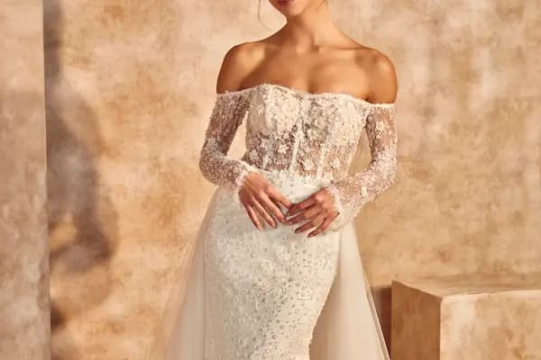 Müni Moda Evi | Bersinay Bakış - Kadın giyim mağazası - İzmir Menemen