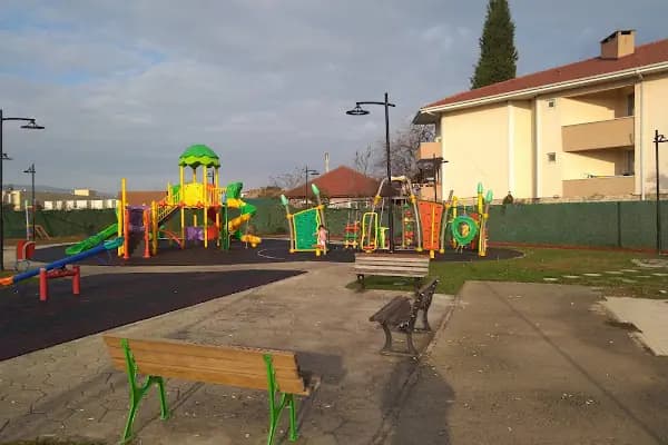 Adapazarı Belediyesi Çocuk oyun parkı - Park - Sakarya Adapazarı