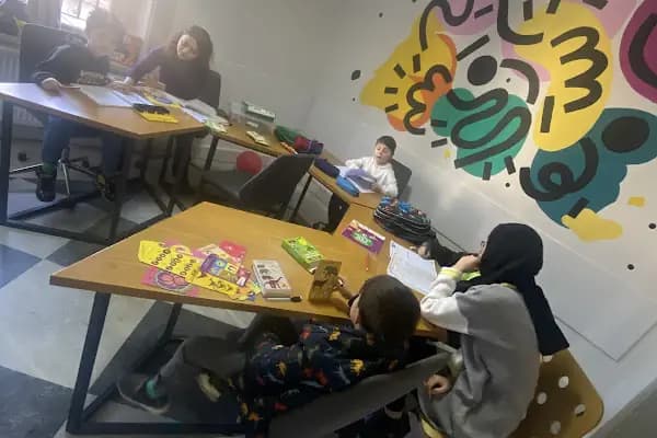 Multi Kids Akademi - Buca 6-13 - Etüt - Okul Destek - İngilizce - Matematik - Robotik - Satranç - Müzik - Sanat - Eğitim Merkezi - İzmir Bayraklı