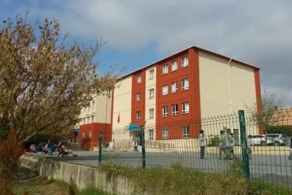 DELİKLİKAYA ORTA OKULU - Okul - İstanbul Arnavutköy