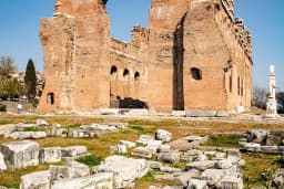 Kızılavlu (Bazilika) Örenyeri