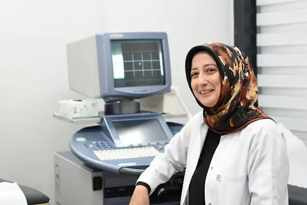Dr. Ayşe İlknur Çelik, Kadın Hastalıkları Doğum ve Tüp Bebek Uzmanı - Kadın Sağlığı Kliniği - İstanbul Kadıköy