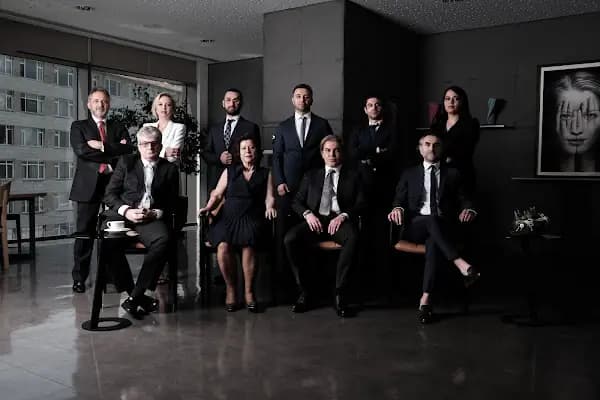 Dr. Engin Öcal - Estetik Cerrah - İstanbul Zeytinburnu