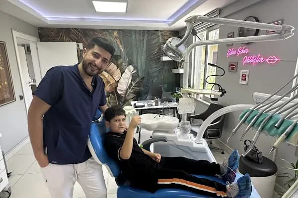 Dentium Meram - Konya, Diş Hekimi, Özel, İmplant, Zirkonyum, Gülüş Tasarımı - Diş Hekimi - Konya Meram