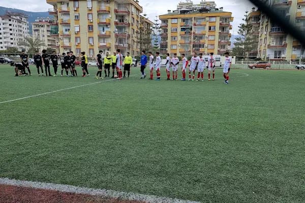 Oba Sadullahoğlu Futbol Sahası - Futbol Sahası - Antalya Alanya