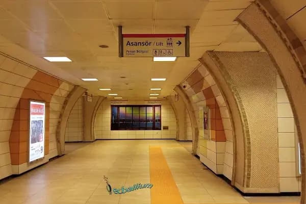 Hastane-Adliye - Metro İstasyonu - İstanbul Bakırköy