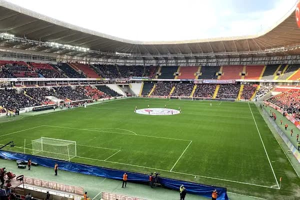Gaziantep Büyükşehir Belediye Stadyumu - Stadyum - Gaziantep Şahinbey