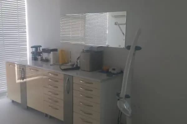 Dt Ayşenur Tas 24 Saat Açik Dişçi Ankara - Diş Kliniği - Ankara Altındağ