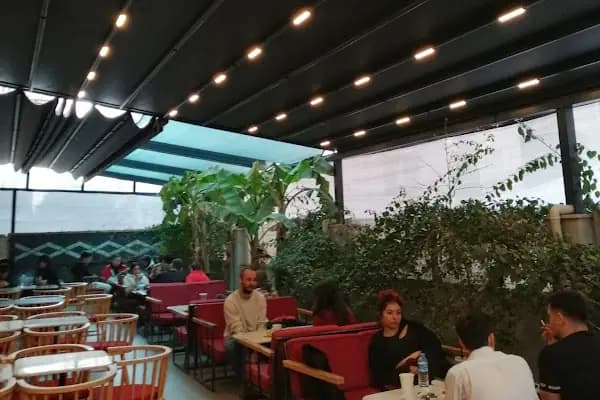 Mackbear Coffee Co. - Kahve dükkanı - İzmir Bayraklı