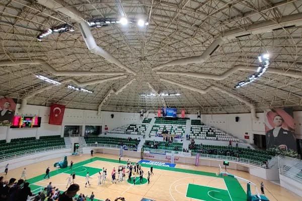 Bornova Belediyesi Atatürk Spor Kompleksi - Spor kompleksi - İzmir Bornova