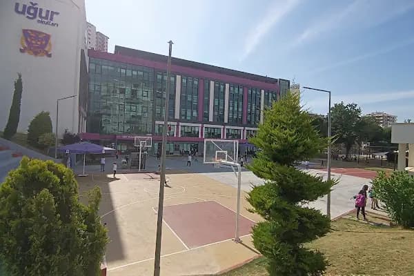 Uğur Okulları Narlıdere Kampüsü - Okul - İzmir Narlıdere